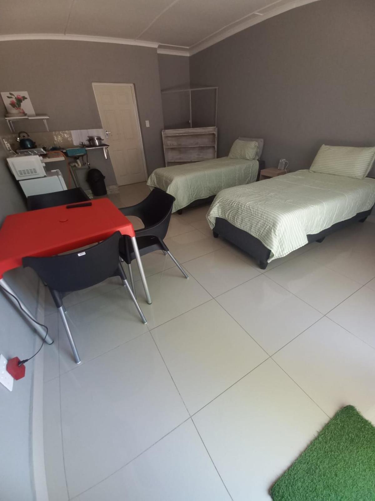 Rocky Hills Guesthouse 彼得勒蒂夫 外观 照片