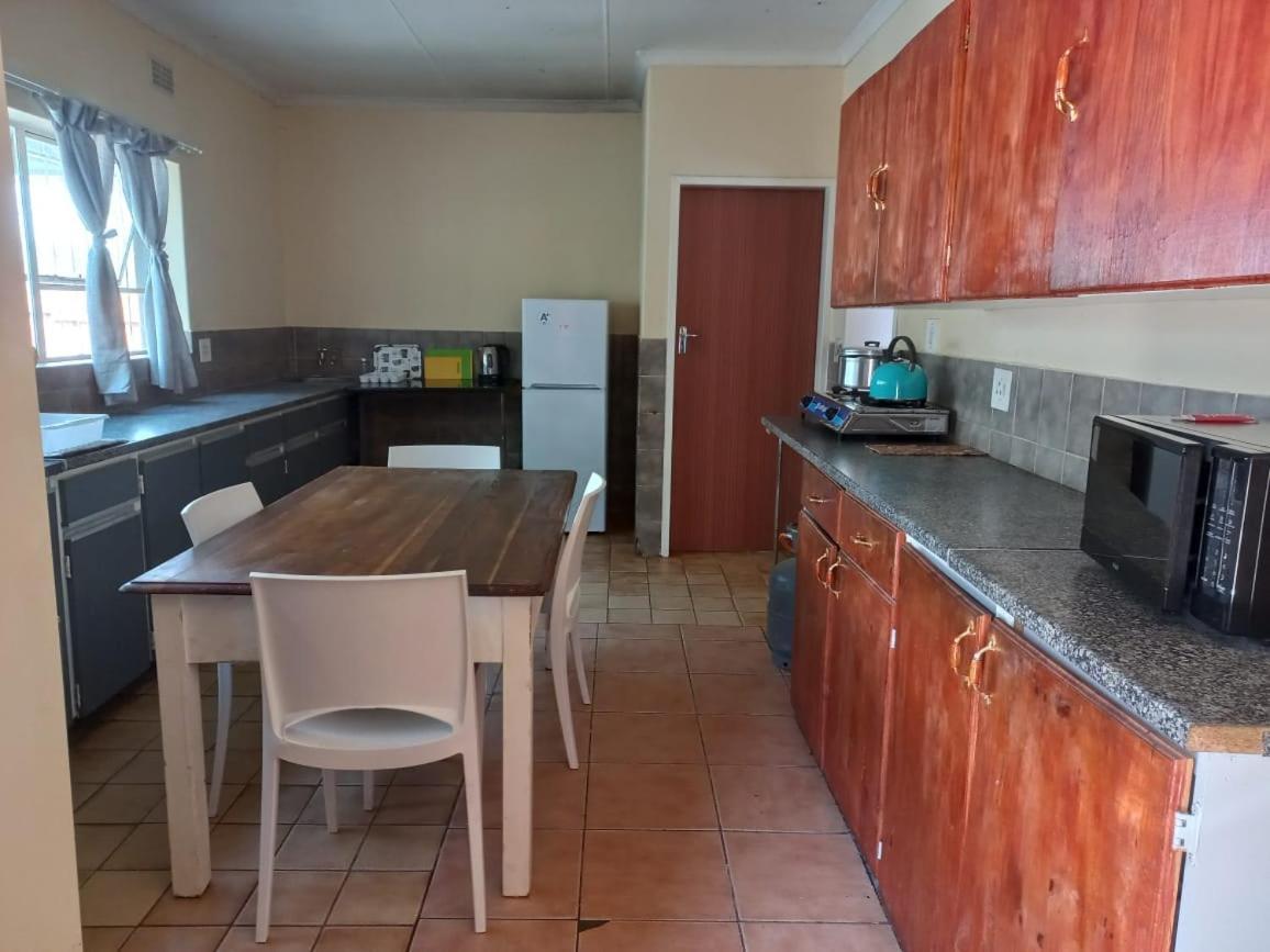 Rocky Hills Guesthouse 彼得勒蒂夫 外观 照片